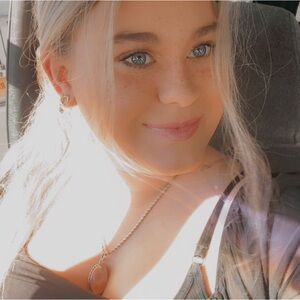 Meet your Posher, Alexandria